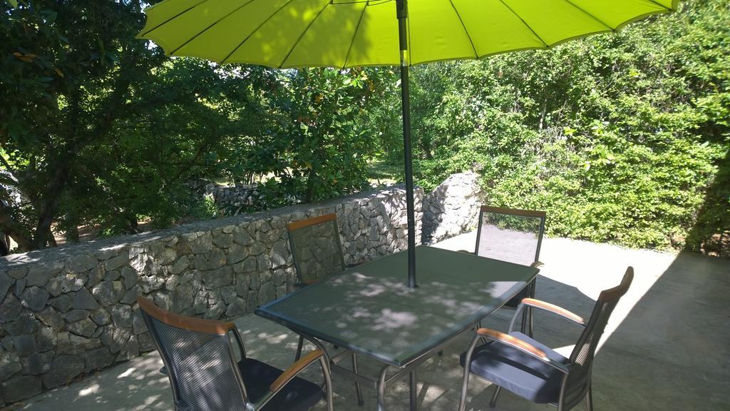 Holiday Home Momcilovic Malinska Zimmer foto